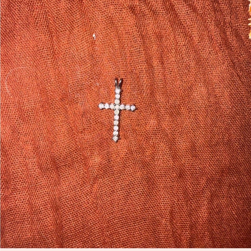 Elegant Sterling Silver Diamond Cross Pendant